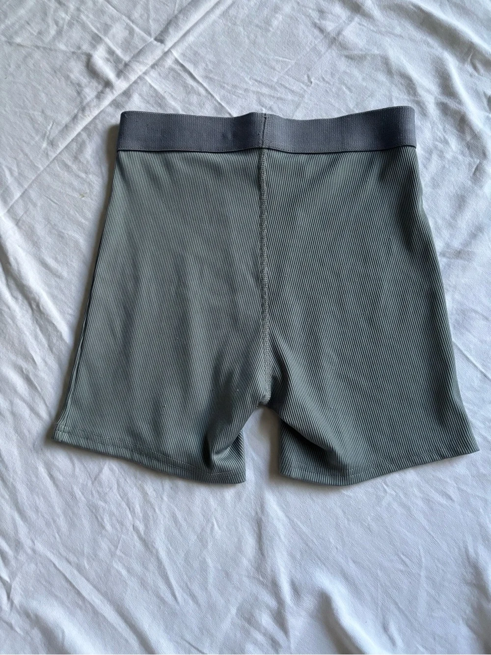 Ribbed High-Waist Seamless Boxer Shorts - Sage Green